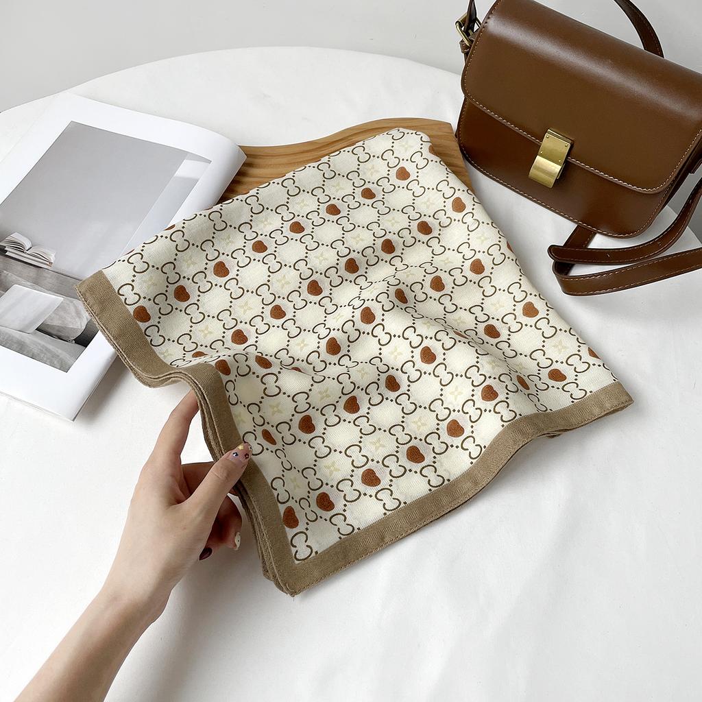 Fashion Geometric Chain Printed Square Scarf Versatile Women S Decorative Neck Scarf
