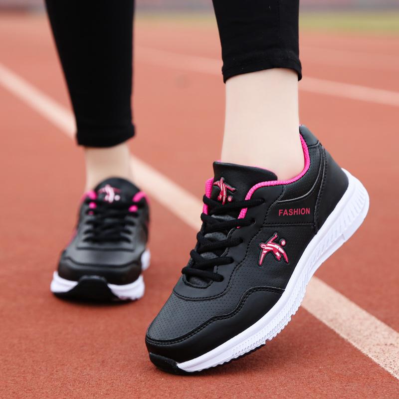 Brand sports and leisure women's shoes Lightweight non-slip soft-soled running shoes Wear leather waterproof shoes in rainy days in spring and autumn