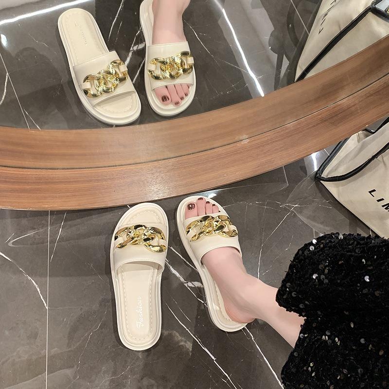 Slippers women's summer outer wear new thick bottom soft bottom temperament beach sandals trendy fashion