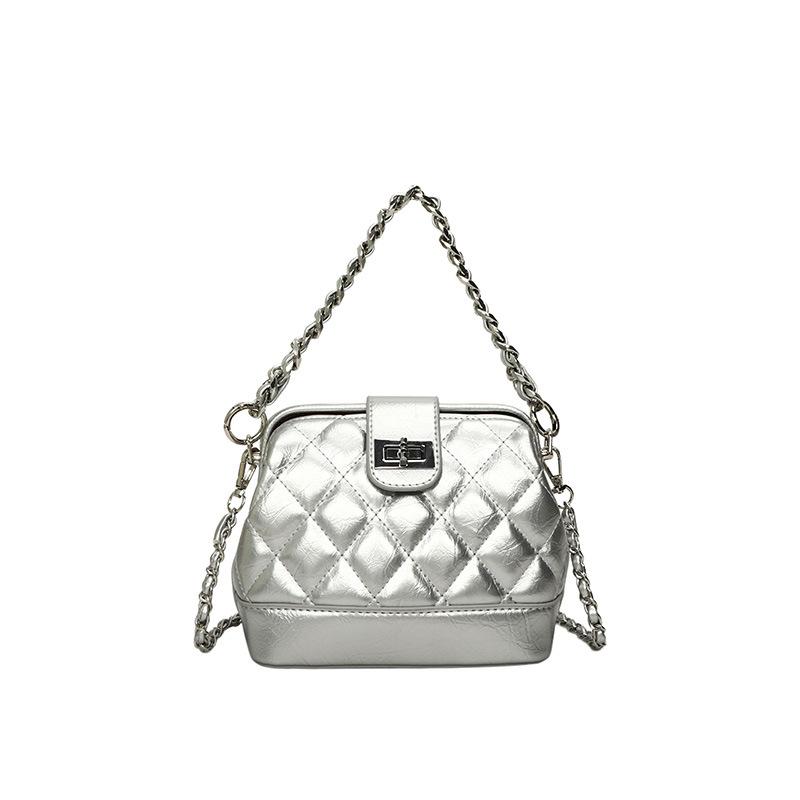 New niche bucket bag bag women's makeup fashion diamond chain portable shoulder messenger bag