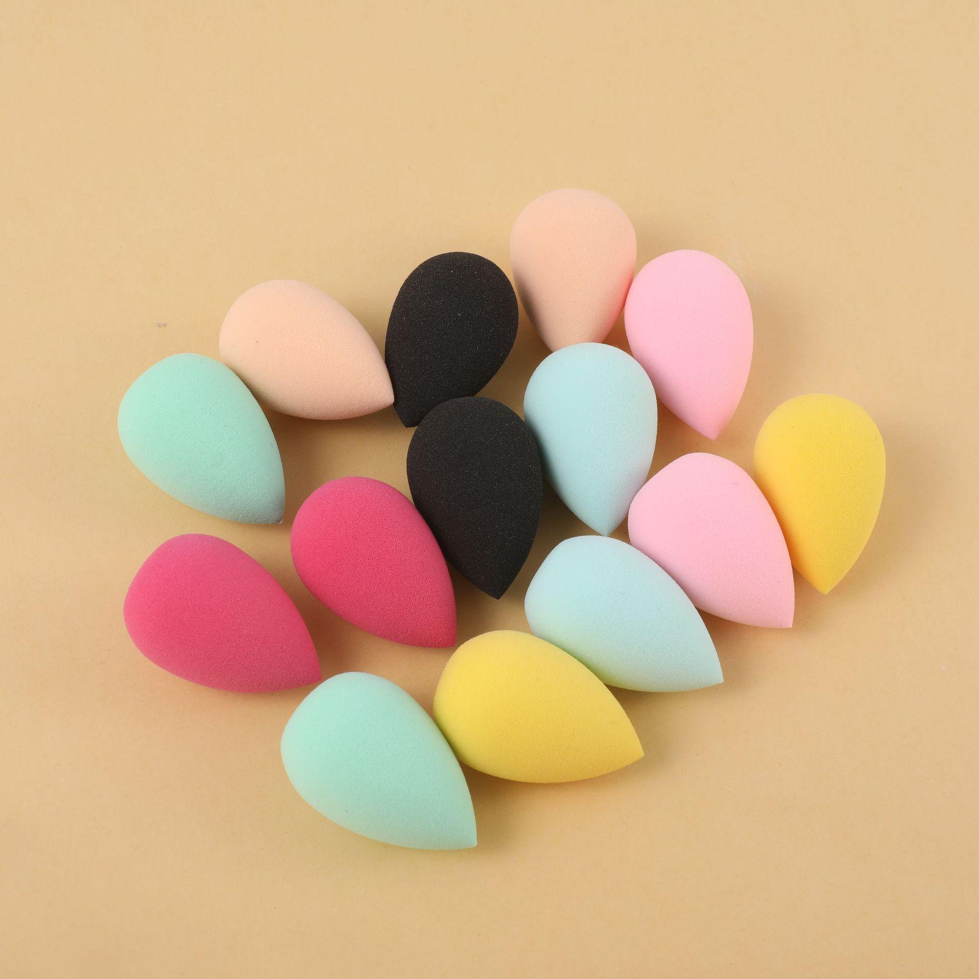 

Міні-спонж для макіяжу у формі краплі води: М яка, Пружна, Подвійної дії для сухого та вологого використання, Значно збільшується у вологому стані, Подушечка, що не вбирає пудру. Small Makeup Sponge *1