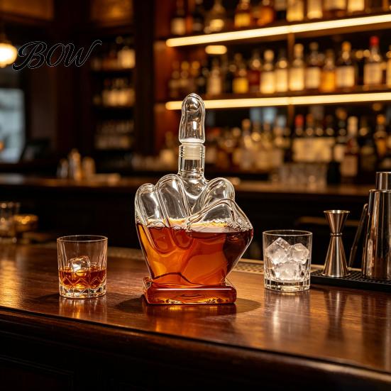 Decorative Glassware for Men Middle Finger Whiskey Decanter, 1000ml Glass Fist Dispenser with Stopper, Birthday Gift Dad Unique Hand Shape
