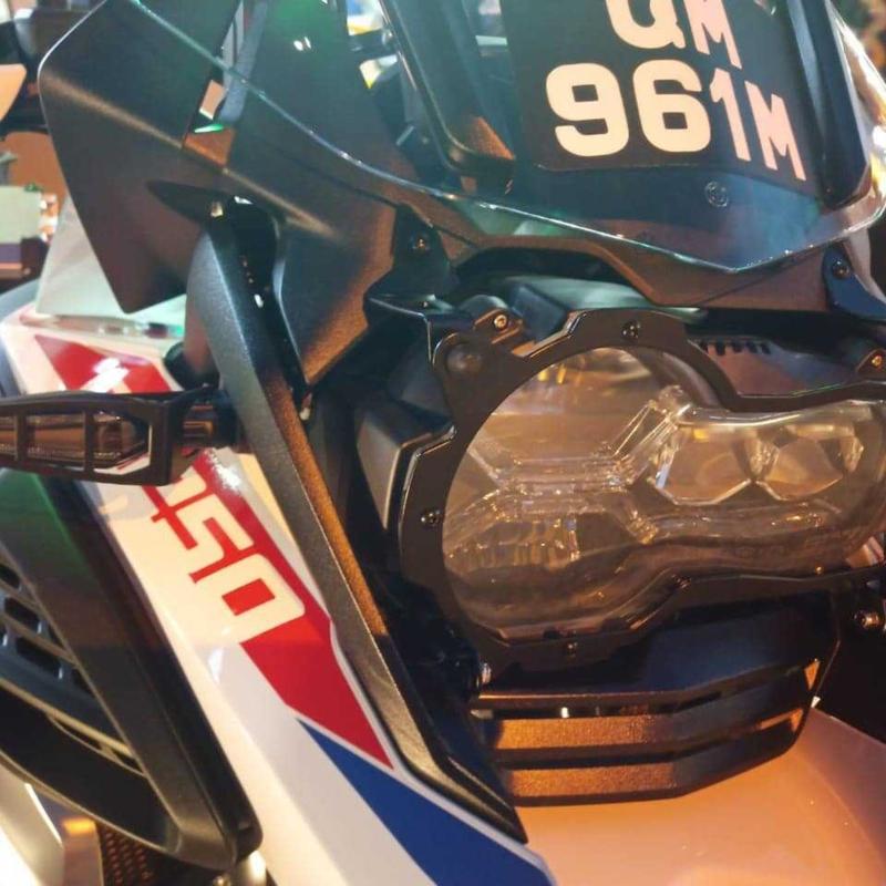 High Efficiency Motorcycle Front Blinkers Turning Signals Indicators for R1250GS S1000XR F900R Riders Easy Installation