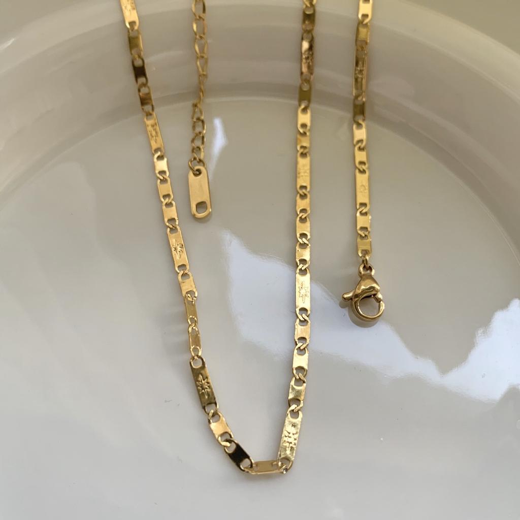 Stainless Steel Gold Plated Chain Necklaces | Dainty Figaro Link Twist Chain Chokers | Waterproof Hypoallergenic Jewelry for Wom
