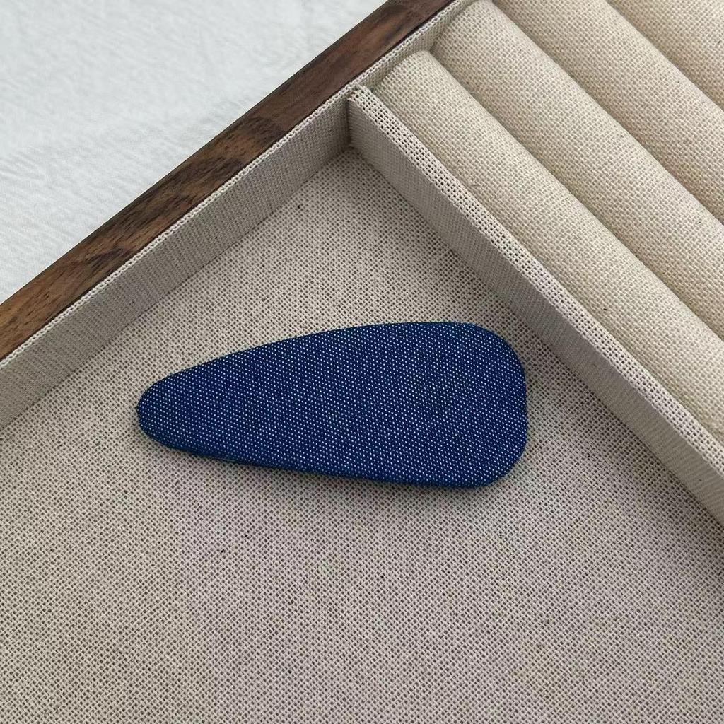 Versatile Denim Blue Teardrop Snap Hair Clip for Frizzy Hair and Bangs - Retro Hair Accessory for Women