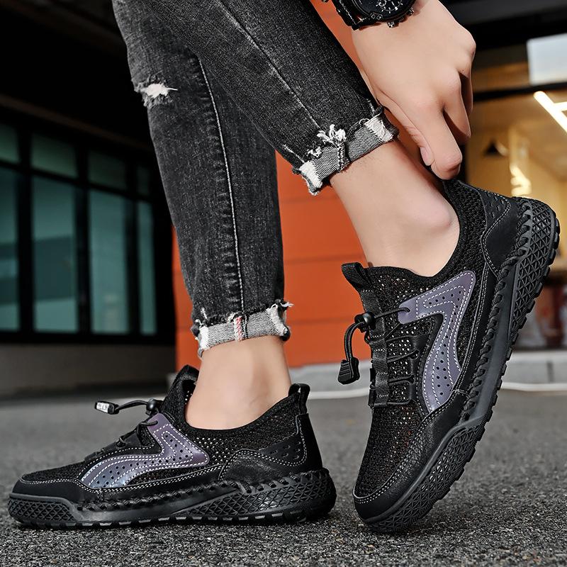 Mesh Shoes Men's 2025 Summer Hollow Board Shoes Breathable One Pedal Men's Shoes Soft Sole Non-slip Lightweight Casual Sports Shoes