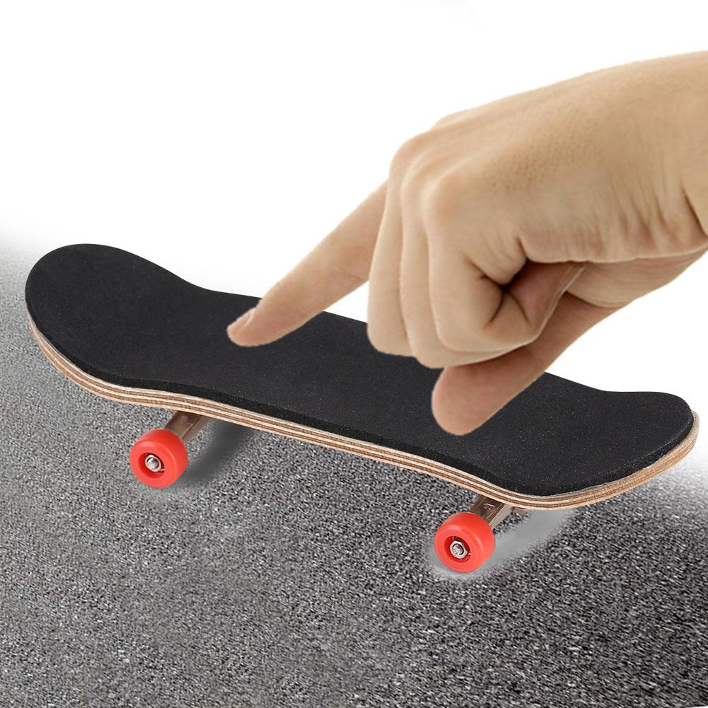 1Pc Maple Wooden Alloy Fingerboard Finger Skateboards With Box Reduce Pressure Kids Gifts
