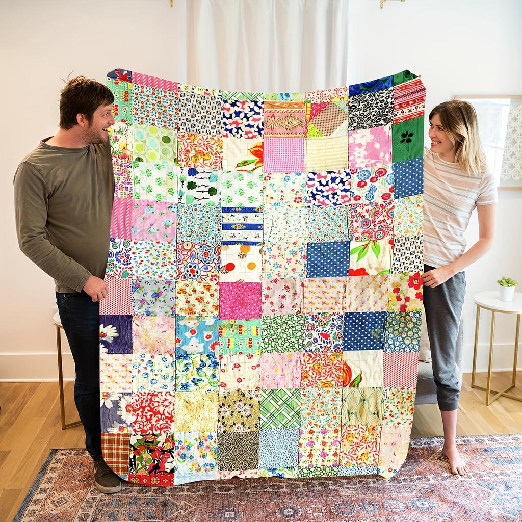 Vintage Floral Patchwork Flannel Blanket – Soft Warm Cozy Throw with Colorful Print – All Seasons Use for Home, Sofa or Bed