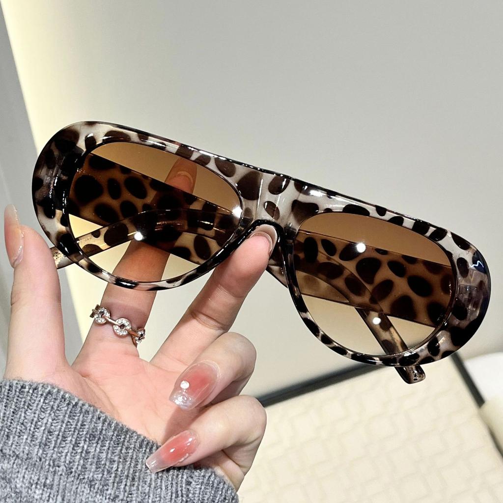 2026 New Outdoor Sunglasses for Men Women UV Protection Classic Pilot Sunglasses Fashion Driving Sun Glasses