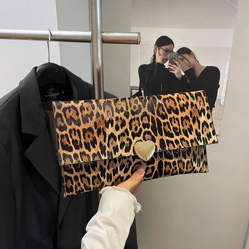 Large Capacity Wallet For Women Luxury Designer PU Purse Fashion Clutch Bag Coin Wallet Closure Leopard Print Handbag CLE