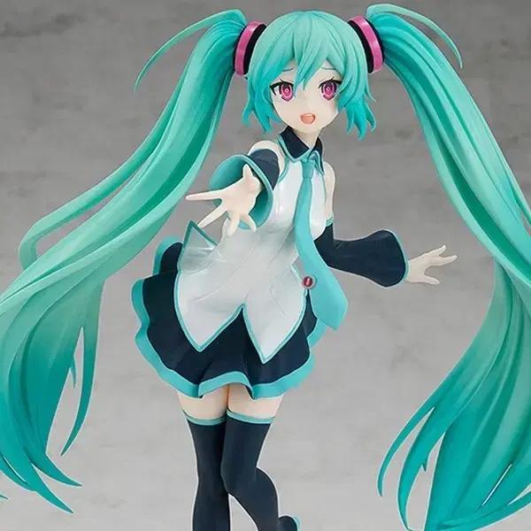 Hatsune Miku Figures Are Sold Even If You Don't Like Them