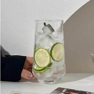 Recipientes para bebidas – Copas y vasos