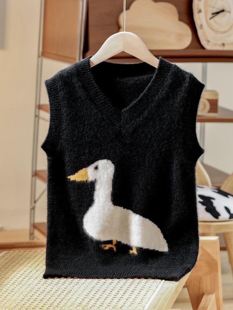 

Unisex Children s Cartoon Duck Wool V-Neck Sleeveless Vest - Thickened Seven-Needle Autumn/Winter Style 130cm чорний