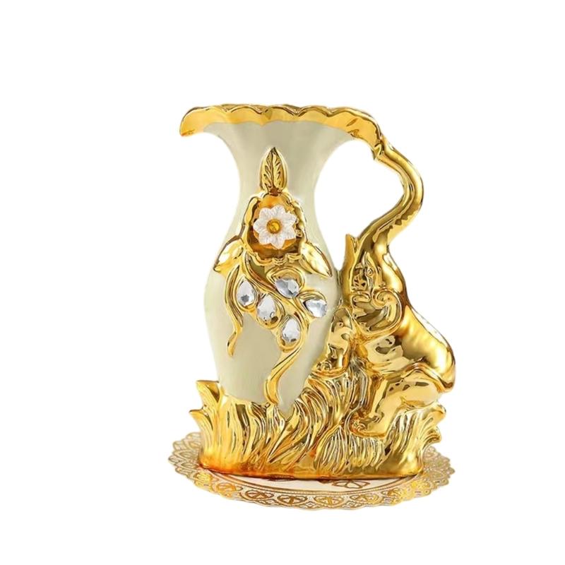  European Ceramic Decorative Vases Floral Arrangement Container with Elphant Sculpture For Dining Room Study Or Event