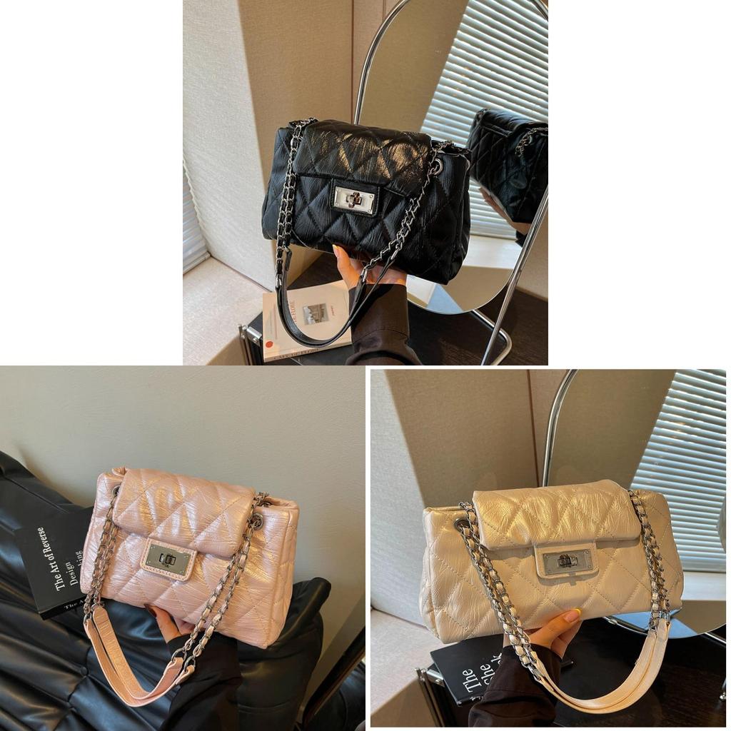Pu Single Shoulder Bag For Women With Quilted Lock Closure And Chain Strap For Daily Use