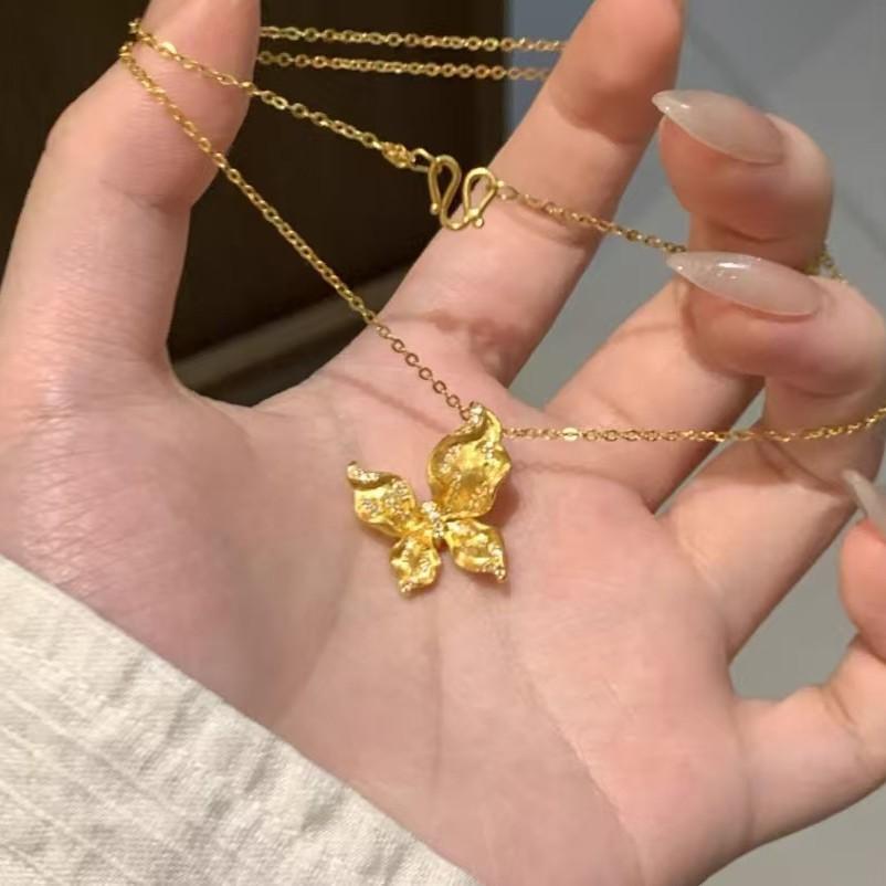 Fine AU750 Gold Jewelry Butterfly Pendant Charm 18K Jewelry Fashion with Moissanite Custom Jewelry Gold Necklace Women Girl Gift