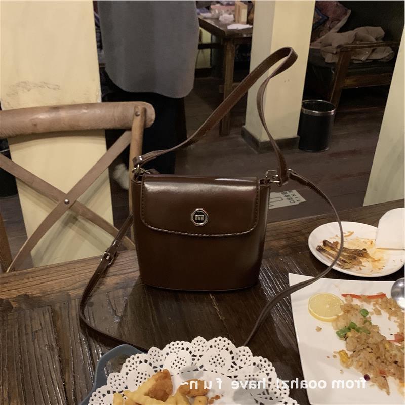 

Love Chocolate~ Самодельная сумка-ведро Niche Design Женская осенне-зимняя квадратная сумка через плечо Сумка Premium Sense шоколадный