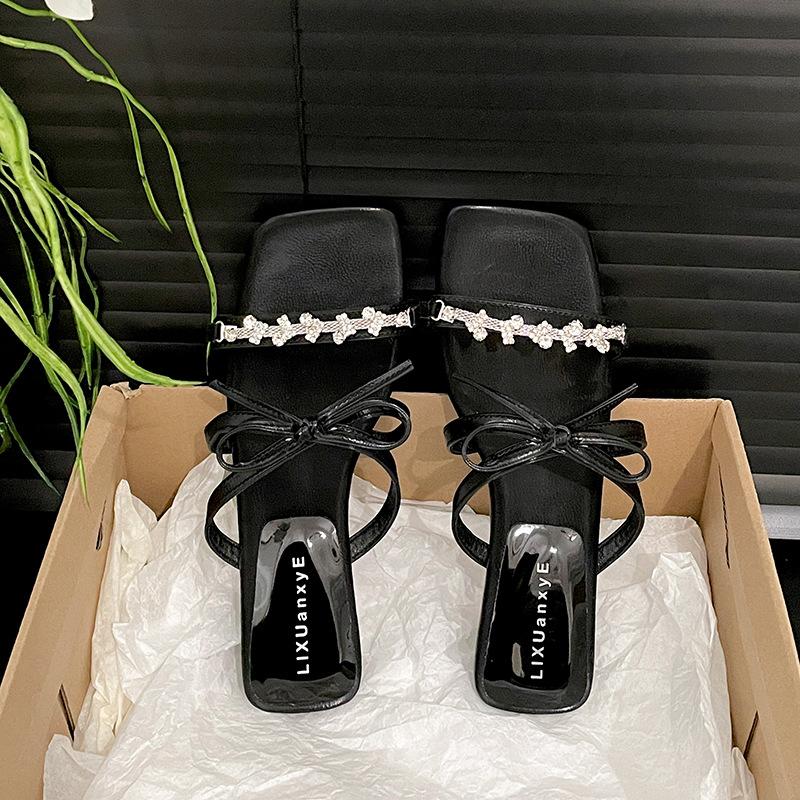 Black French fairy style low-heeled one-word slippers women's summer wear 2025 new models with skirts versatile cool slippers