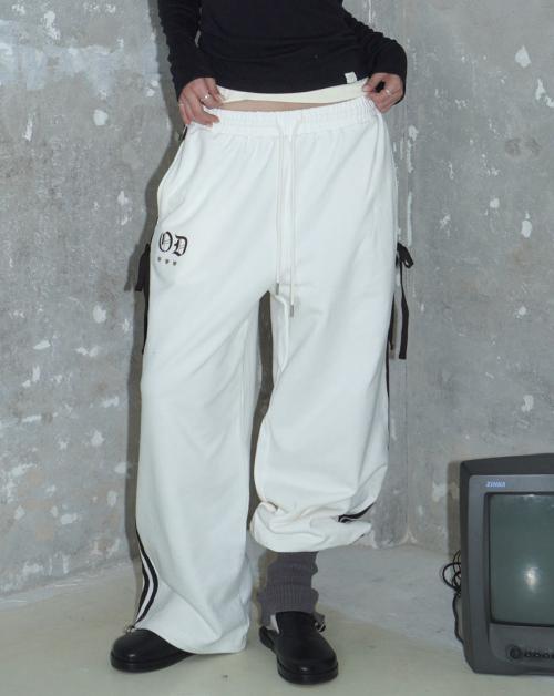 Odeumin Ribbon Training Pants (Ivory)