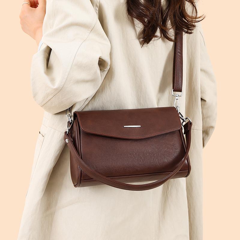 Women's Large Capacity Shoulder Bag Underarm Bag