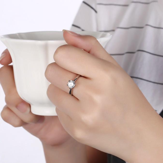 Pierścionek z sześcioma ząbkami z austriackiego kryształu cyrkonii diamentu - Damski prezent świąteczny