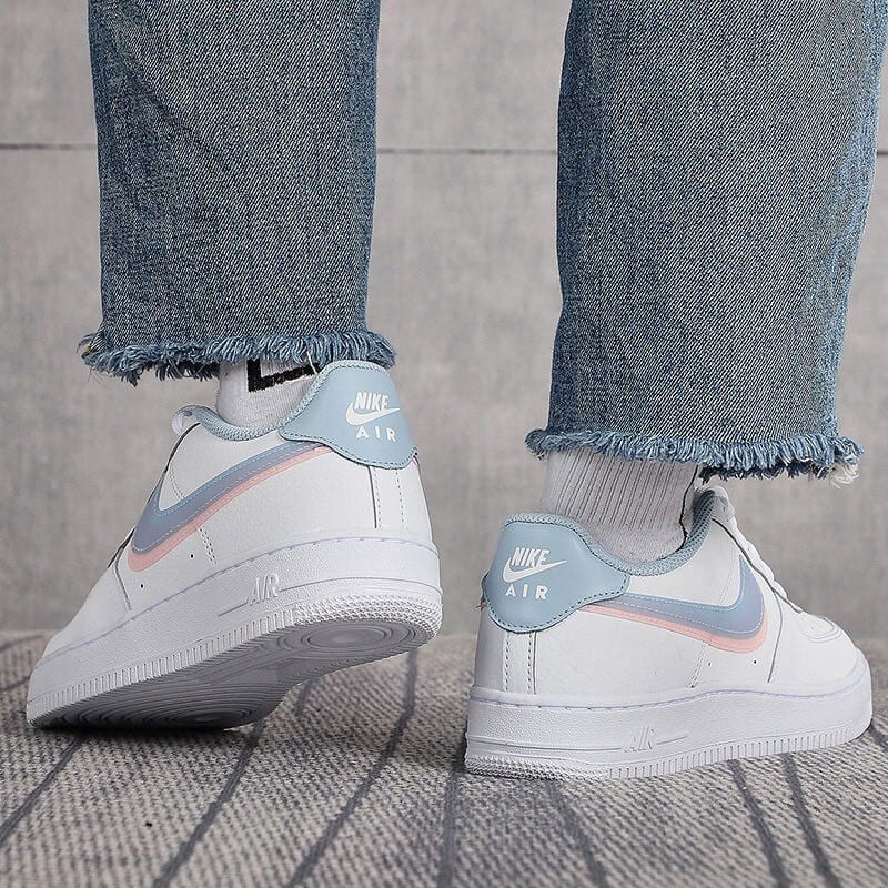 Nike Kids Air Force 1 LV8 Sneakers GS CW1574-100