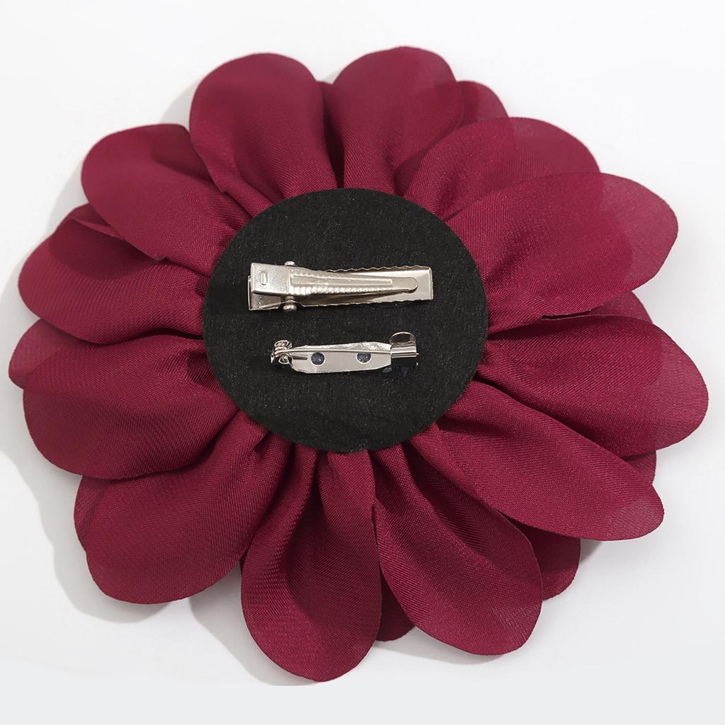 Elegant Clip On Fabric Flower Brooch Beautiful Fabric Flower Lapel Pin Accessory Brooch Jewelry for Women's Wardrobes