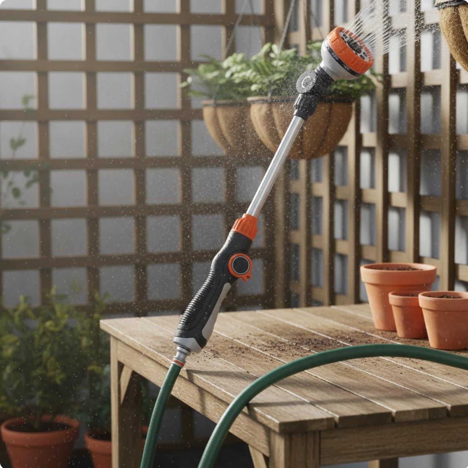 Pivoting Head Watering Watering Tool Ergonomic Grip Long Watering Tool Hose Spray Head Gardening Tool Multi-Functional