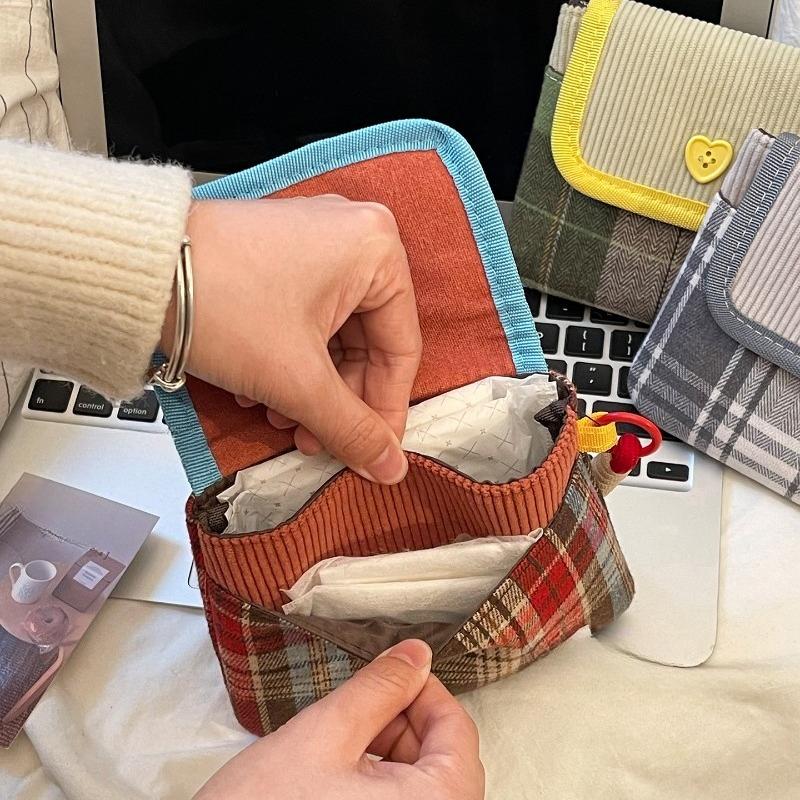 Contrast Color Plaid Aunt Bag Portable Sanitary Napkin Storage Storage Bag Student High-value Magnetic Buckle Bag with Handle