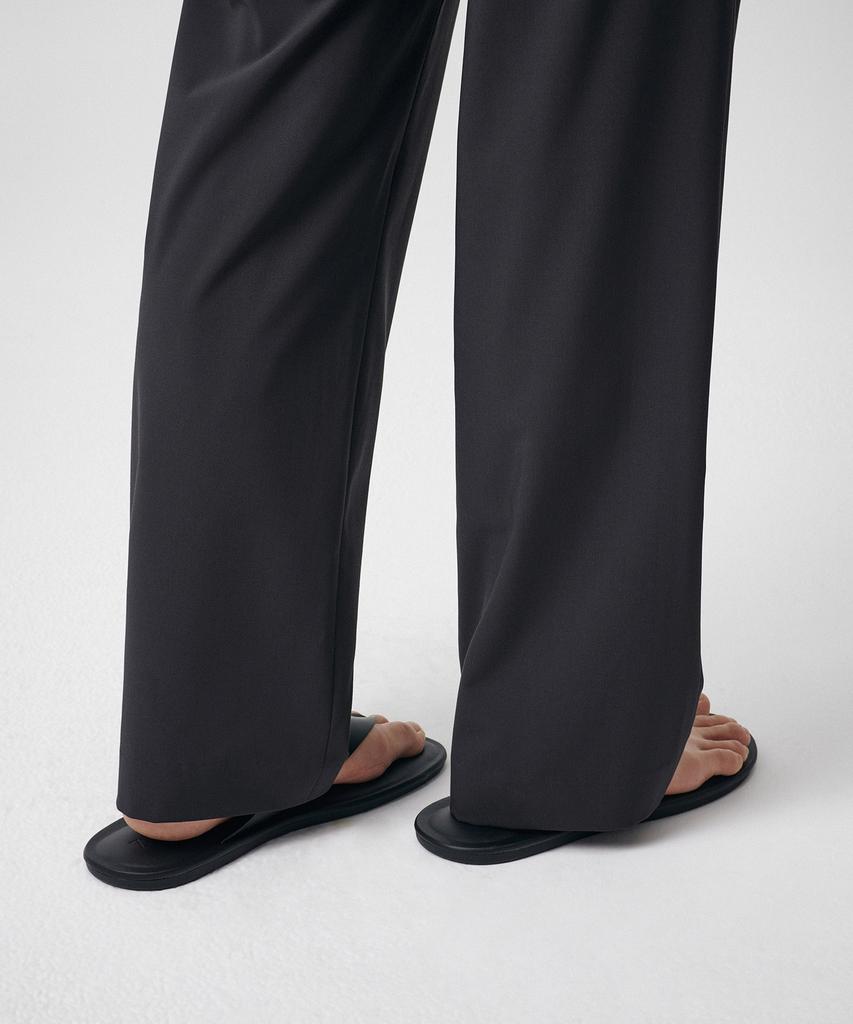 MUSINSA STANDARD [Cooltandard] One-Pleat Wide Elastic Waist Slacks [Gunmetal]