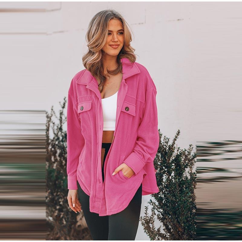 Осенне-зимняя женская флисовая куртка с длинным рукавом и лацканами — фото 19