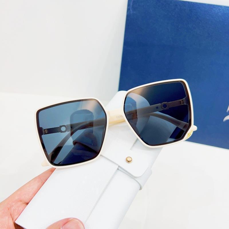 Metal Temple Polarized Large Frame Sunglasses - Women's Minimalist Versatile Sun Protection Fashion