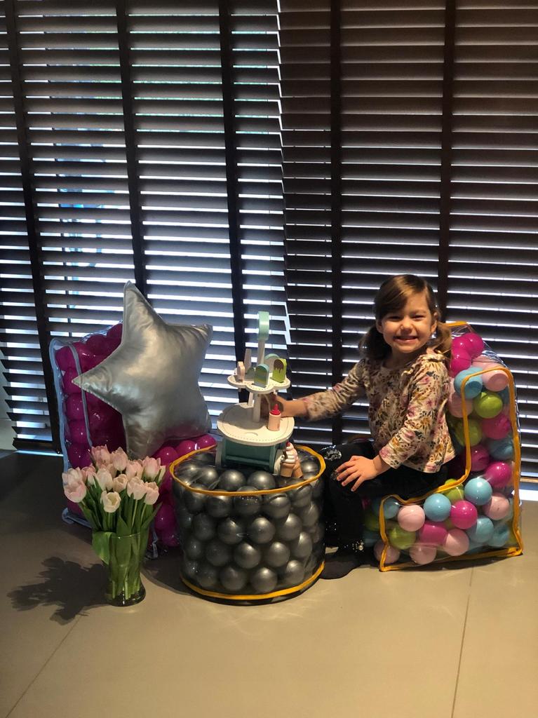 KADAX Krzesełko Fotelik Dla Dzieci Piłki Pastelowe 56cm