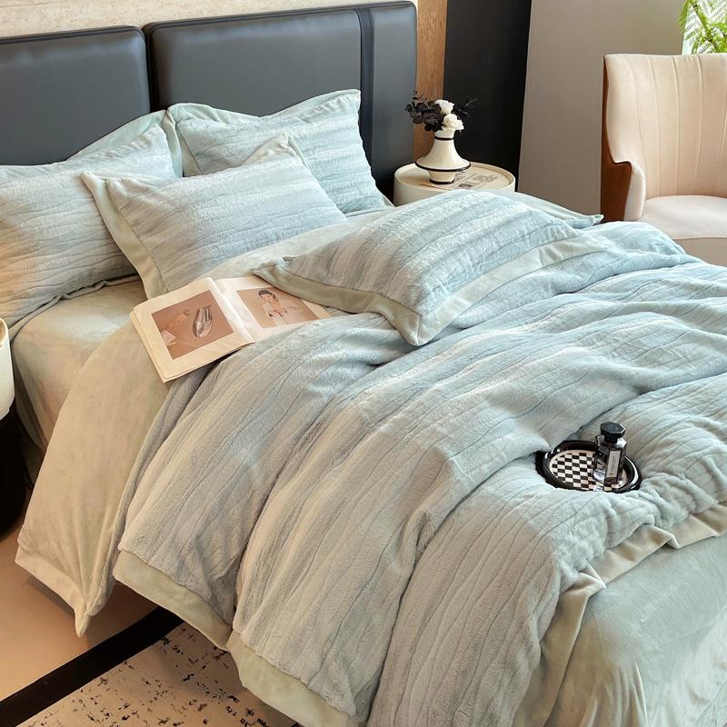 Light Luxury Simple Rabbit Fleece Four-Piece Set Solid Color Thickened Milk Fleece Bedding Mattress Quilt Cover