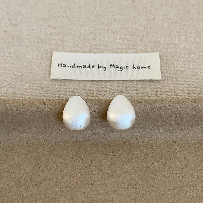 

Матовые серьги-пусеты из металла в форме капли воды и боба, женские простые, модные, с темпераментом, для通勤, универсальные