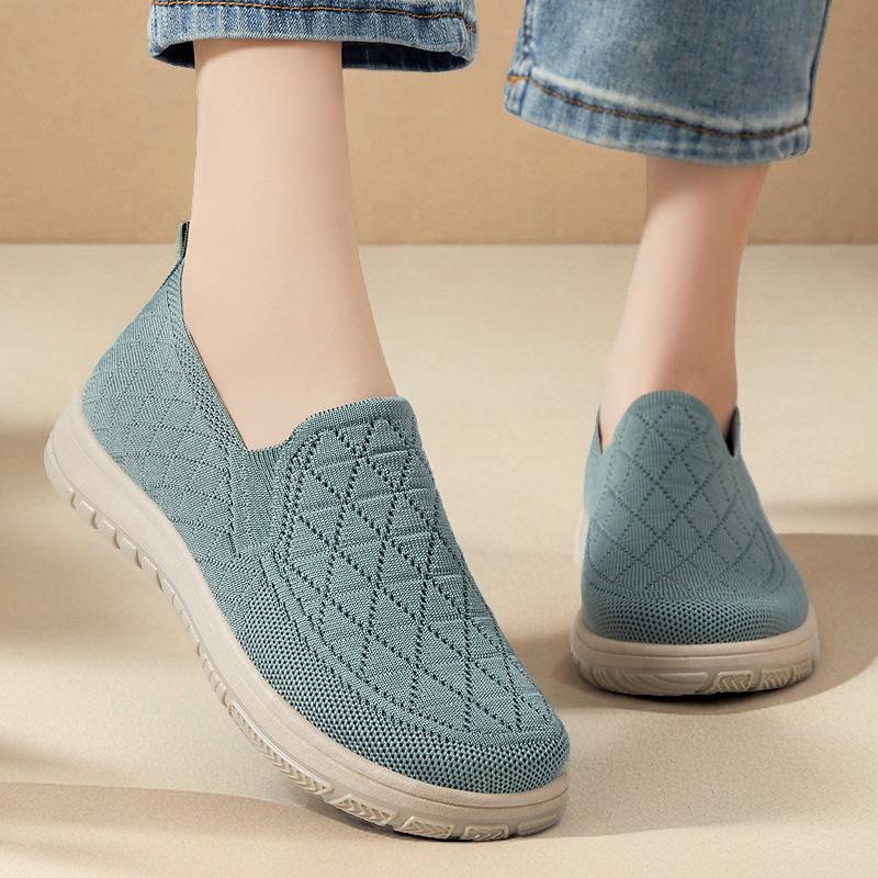 Shoes women's spring new one-pedal cloth shoes shallow mouth flat shoes soft sole comfortable versatile shoes