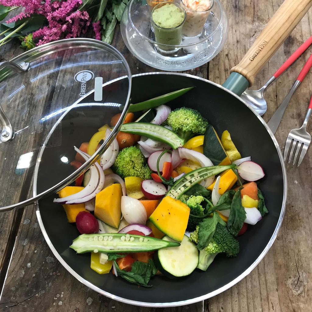 GREENPAN Frying Pan 28cm IH Gas Compatible No Toxic Substances PFAS Free Ceramic Coating Easy To Clean Slightly Deep Natural Wood Handle [Mayflower]