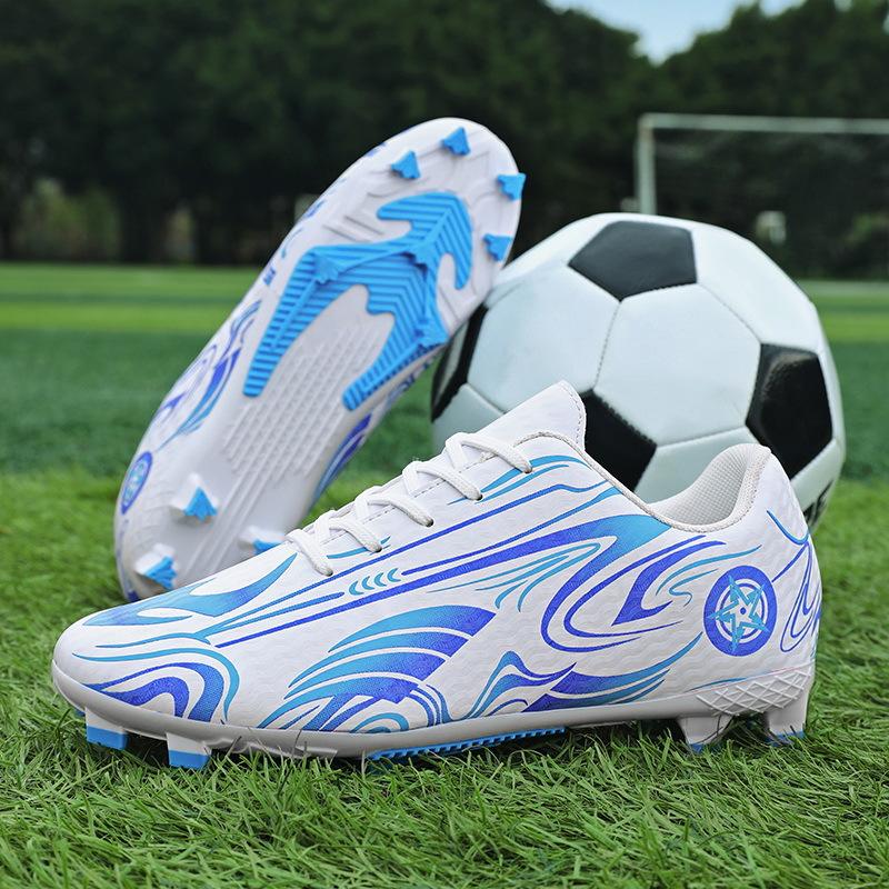 

Dou Chuan new non-slip long nail football shoes men s adult broken nail sports training shoes low-top youth sports shoes 35