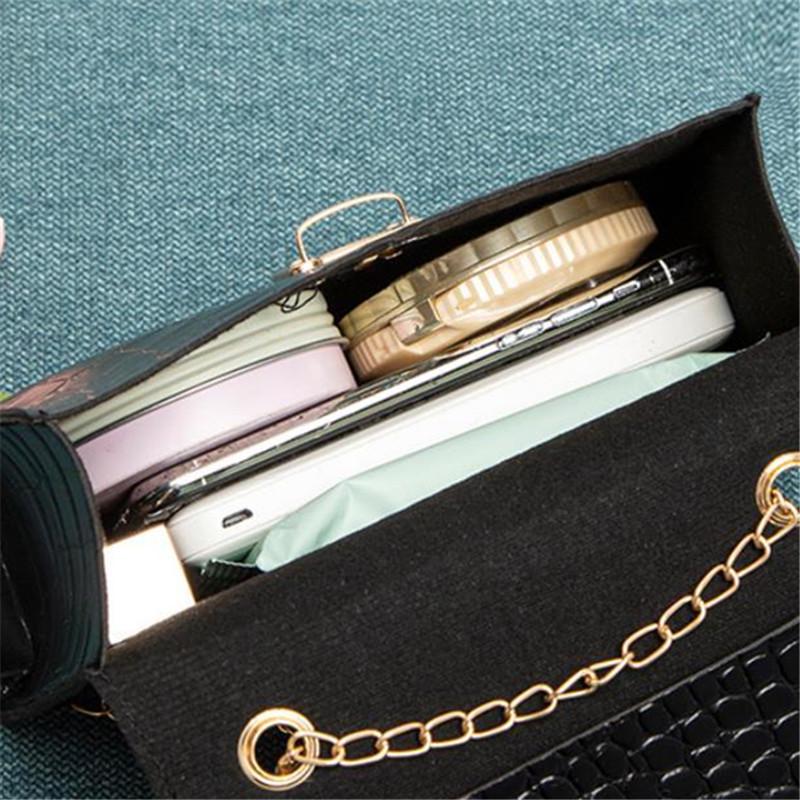 Chic Crocodile Small Tote Bag Ladies Handbag Vintage Square Bag Stylish Chain Shoulder Crossbody Bags Daily Use Phone Coin Purse