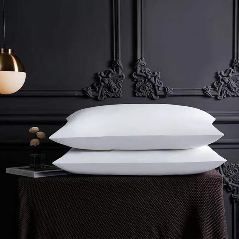 Almofada de Veludo Plover Hotel