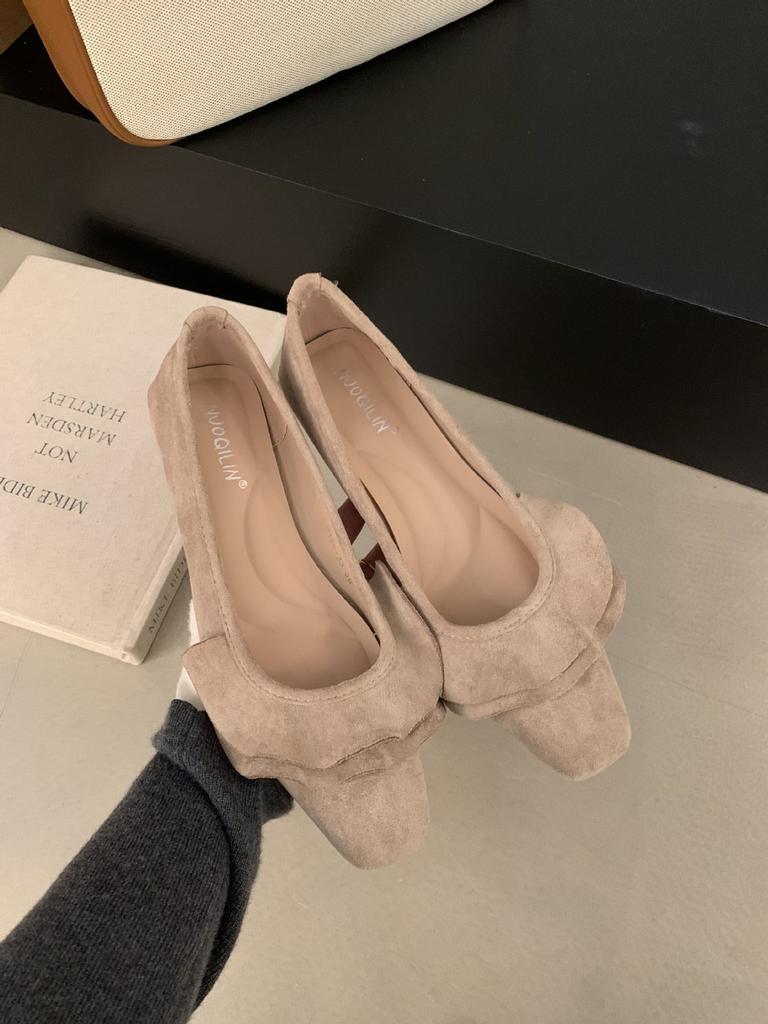 Ladyshoes 2025 New Korean Version Spring and Autumn Square Head Soft Sole Low-heeled Shoes Women's Suede Shallow Mouth One-pedal Single Shoes