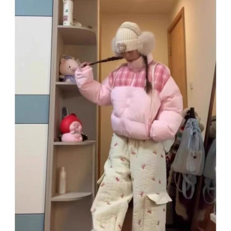 Womens Winter Puffer Jacket With Plaid Patchwork Design Thick Warm Short Coat Loose Fit Stand Collar Cotton Blend
