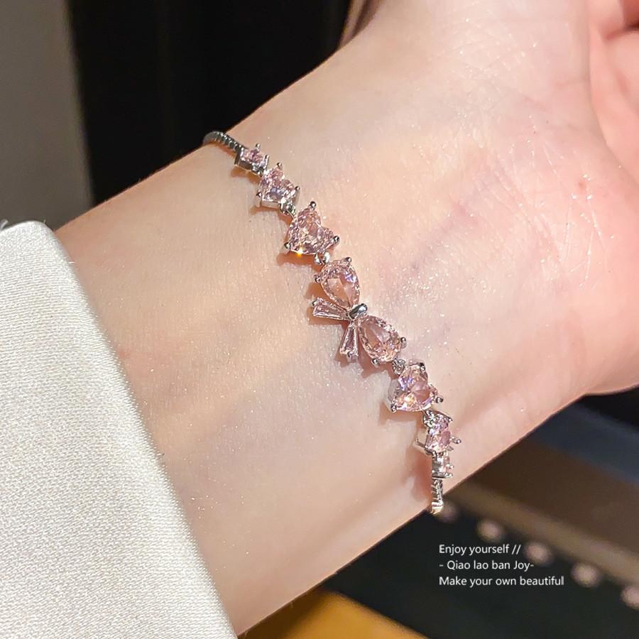 Light Luxury Copper Hand Bracelet Zirconia Butterfly Bow Style For Gift Giving