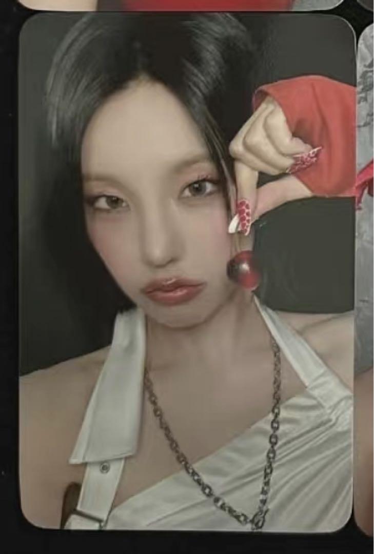 

[USED] ITZY GWBG SOUNDWAVE Pre-order Bonus Trading Card