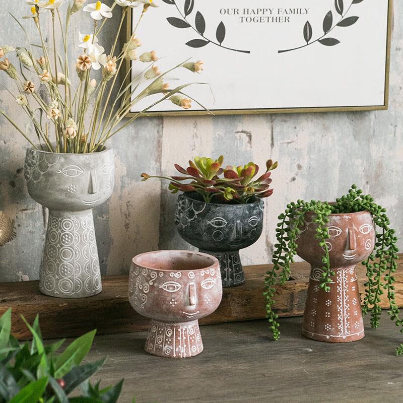 

Художні декоративні вази та кашпо Small