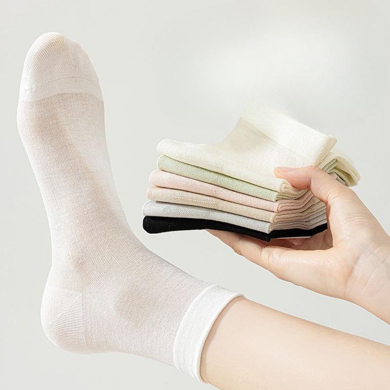 Female Summer Thin Cool Breathable Antibacterial Deodorant Boneless Moon Socks