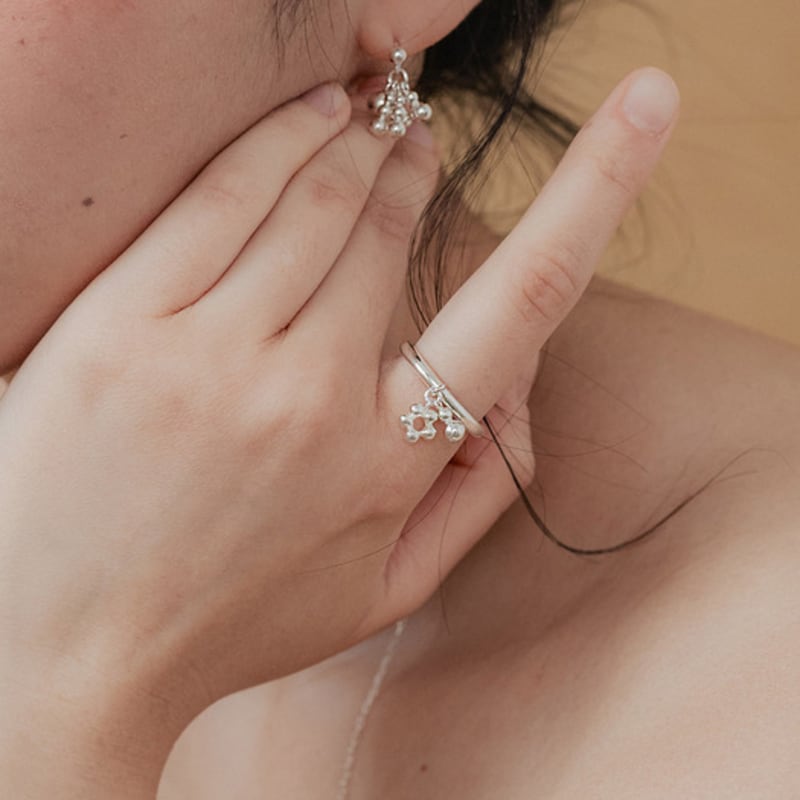 NUDOOR Flora ball ring