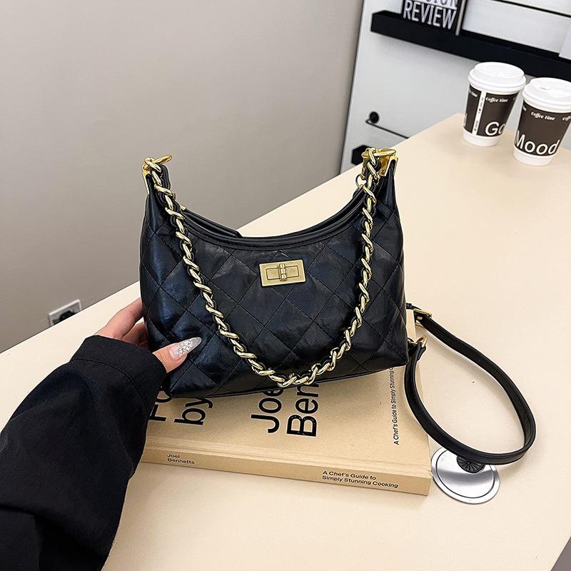 Rhombus Chain Bag Women's Large-capacity New Autumn and Winter Fashion Niche Design Messenger Bag Commuter Dumpling Bag