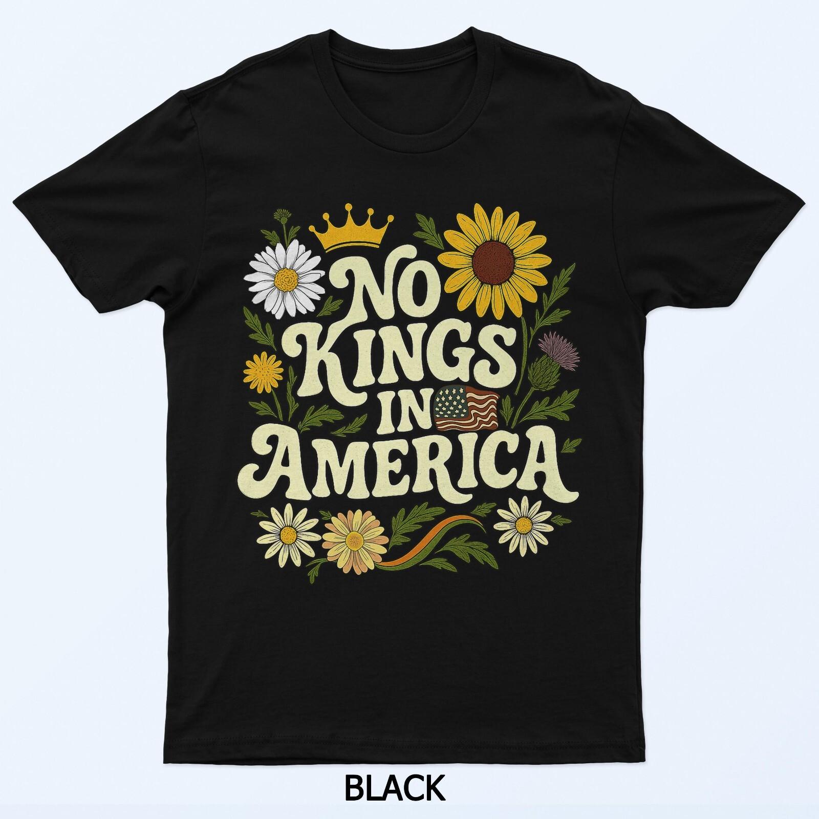

No King In American Retro Floral 70s Democracy Shirt Women T-Shirt XL
