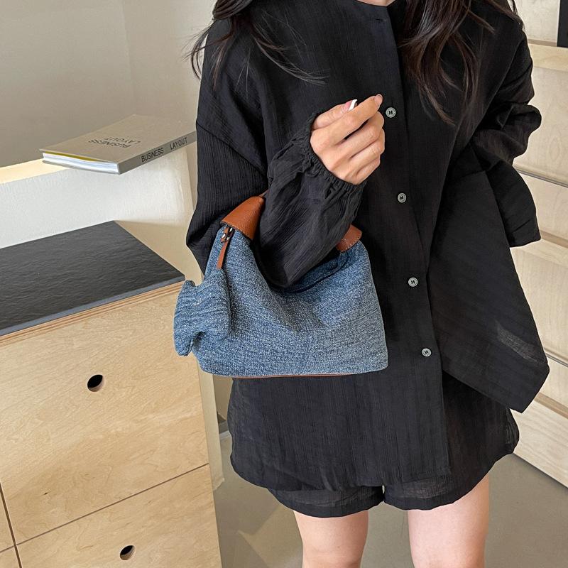 Large Capacity Versatile New Denim Handheld Bag For Women High Beauty Underarm Cowbody Bag Fashion Single Shoulder Crossbody Bag